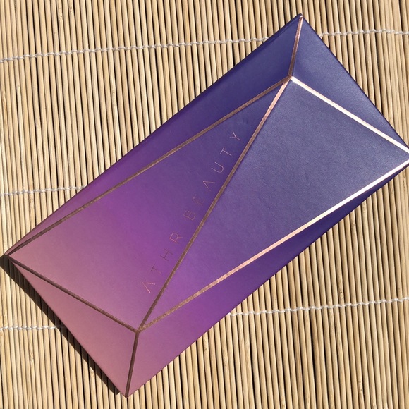 BRAND NEW ATHR BEAUTY Limited Edition Star & Moon Jewel Tones Eyeshadow Palette - Picture 12 of 14